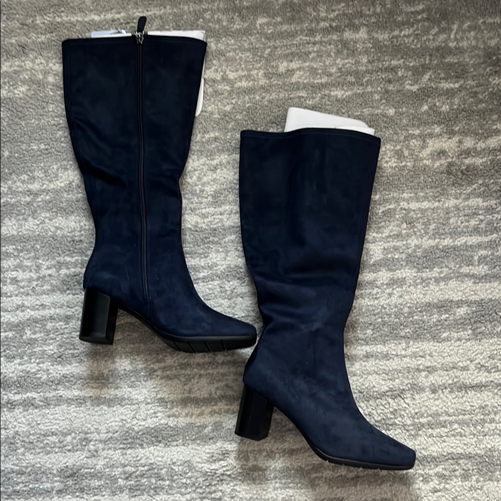 AEROSOLES Navy Heeled Boots